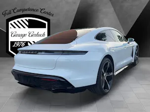 PORSCHE Taycan 4S