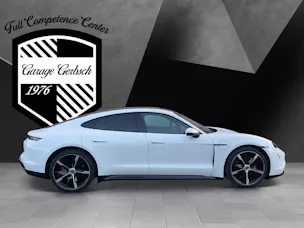 PORSCHE Taycan 4S