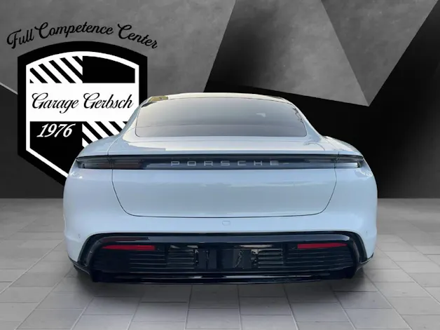 Porsche Taycan 4S