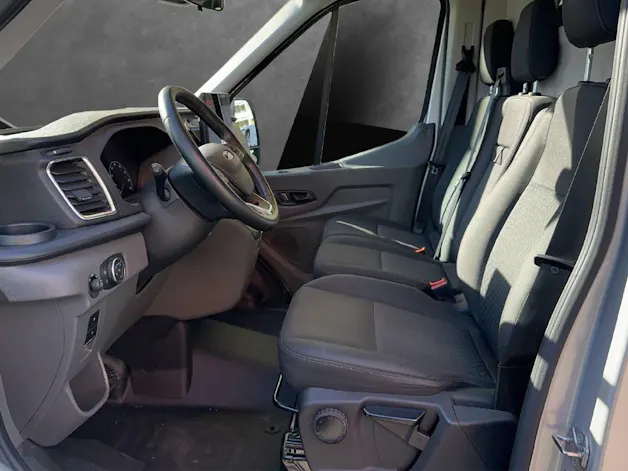 Ford E-Transit Van 350 L2H2 68kWh Trend