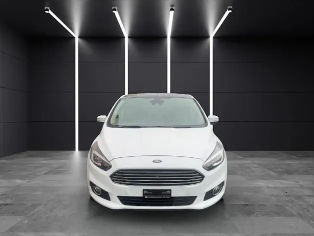 Ford S-Max 2.0 EcoB Titanium