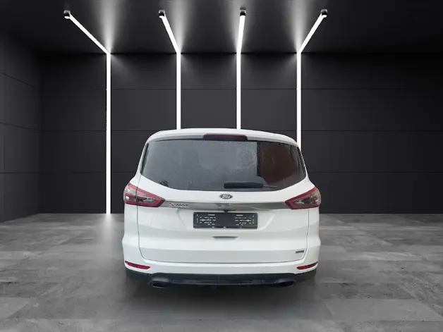 Ford S-Max 2.0 EcoB Titanium