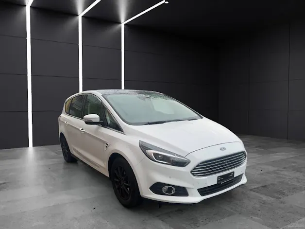 Ford S-Max 2.0 EcoB Titanium