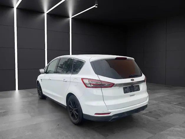 Ford S-Max 2.0 EcoB Titanium