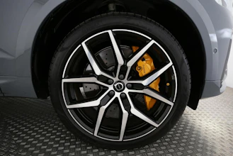 https://vehicle.imgix.net/4430561/881e4d45-614c-41e4-9d8d-e1d95e2ef07a.jpg