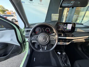 Suzuki Swift 1.2 Unico Hybrid