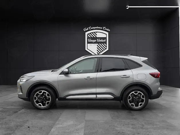 Ford Kuga 2.5 Hybrid Active 4x4