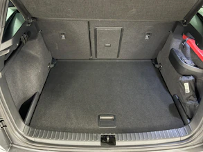https://vehicle.imgix.net/4430596/9ca10799-06a7-4e33-8f2b-2e06159b575e.jpg