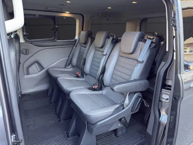 Ford Tourneo C Bus 320 L1 2.0 TDCi 185 Titanium