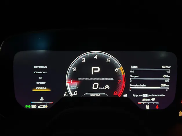 MASERATI Grecale 3.0 V6 Trofeo (CH) AHK ** Pack Carbone ** 531 CV