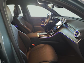 Fahrzeugbild MERCEDES-BENZ GLC 300 4MATIC AMG Line