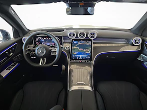 Fahrzeugbild MERCEDES-BENZ GLC 300 4MATIC AMG Line