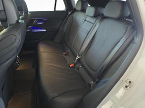 https://vehicle.imgix.net/4430627/6fcd3ce7-e7ba-4158-8156-97dd4ce5f4ce.jpg