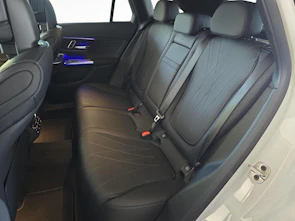 Fahrzeugbild MERCEDES-BENZ GLC 300 4MATIC AMG Line