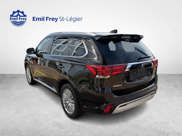 MITSUBISHI OUTLANDER 3