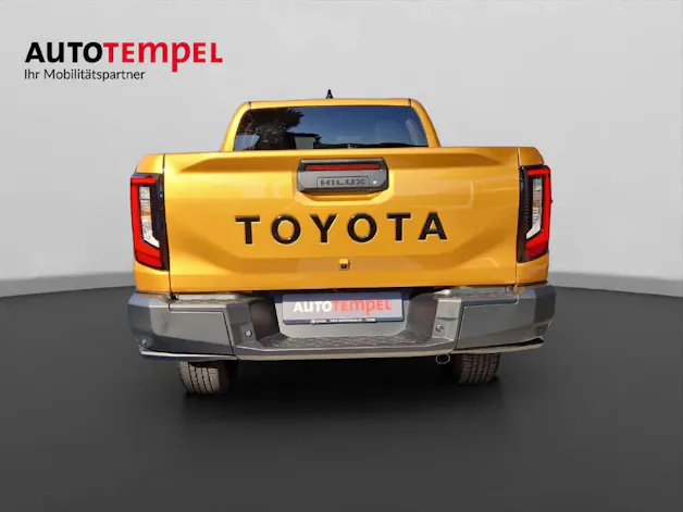 Toyota Hilux Double Cab.-Pick-up 2.8 48153/000