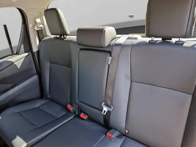 Toyota Hilux Double Cab.-Pick-up 2.8 48153/000