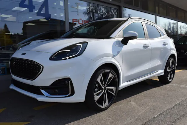 Ford Puma 1.0 EcoB Hybrid 155 ST-Line Vignale