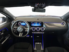 https://vehicle.imgix.net/4430695/81fefb94-4b76-4ffe-8ed3-11aa103aa5f7.jpg
