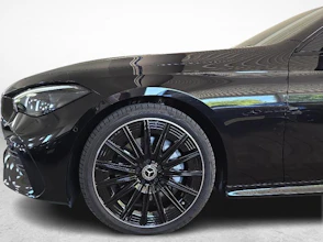 https://vehicle.imgix.net/4430708/9c7bb7fd-8203-47ec-9497-22be7fe45710.jpg