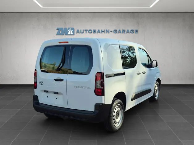 Toyota PROACE CITY Van L1 1.5 D Active