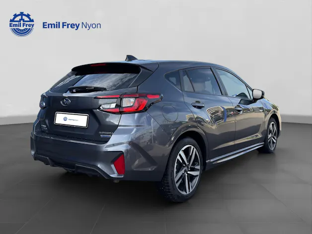 Subaru Impreza 2.0i e-Boxer Luxury