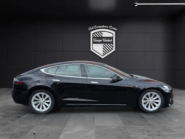 Tesla Model S 75 D