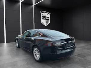 Tesla Model S 75 D