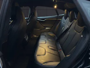 Tesla Model S 75 D