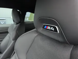 BMW M4 Competition Coupé (CH) Tansanitblau Mét.