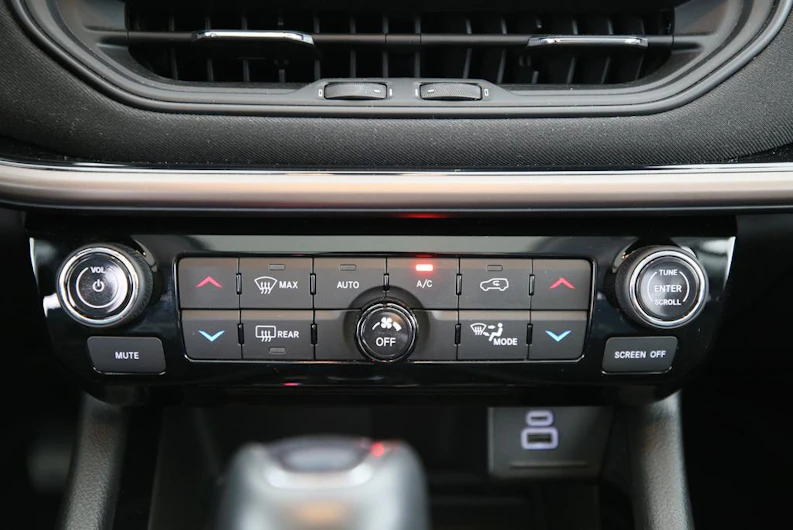 image du véhicule JEEP COMPASS
