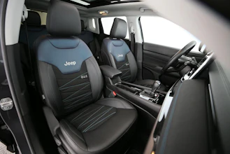 https://vehicle.imgix.net/4430778/7f6fa7e9-d166-4b0d-a533-b4da2528e4a4.jpg