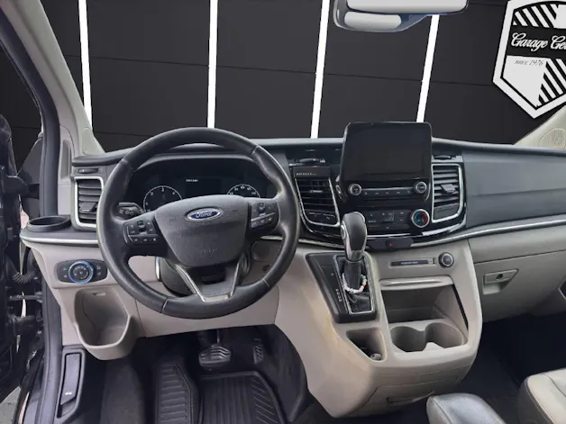 Ford Tourneo C Bus 310 L2 2.0 TDCi 170 Titanium