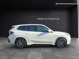 BMW X1 23d xDrive paddles