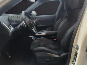 BMW X1 23d xDrive paddles