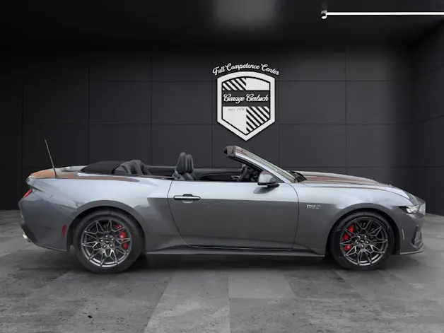 Ford Mustang Convertible 5.0 V8 GT