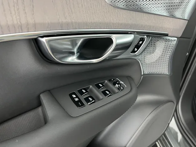 Volvo XC90 2.0 T8 TE Ultra Dark eAWD