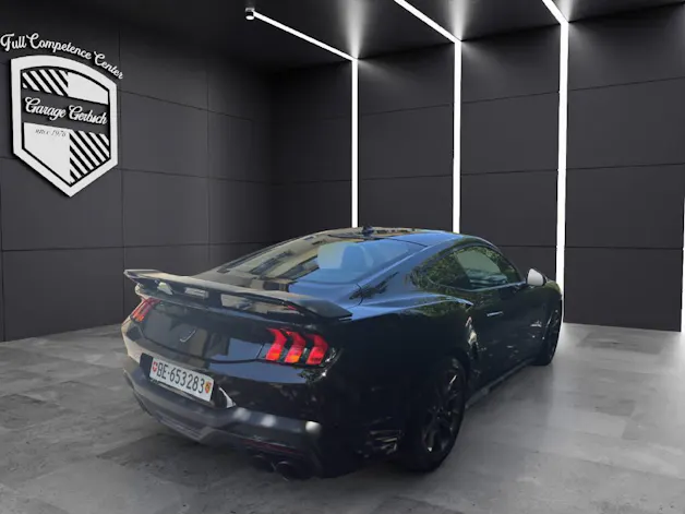 Ford Mustang Coupé 5.0 V8 Dark Horse