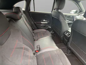 MERCEDES-BENZ GLA 250 AMG Line 4matic