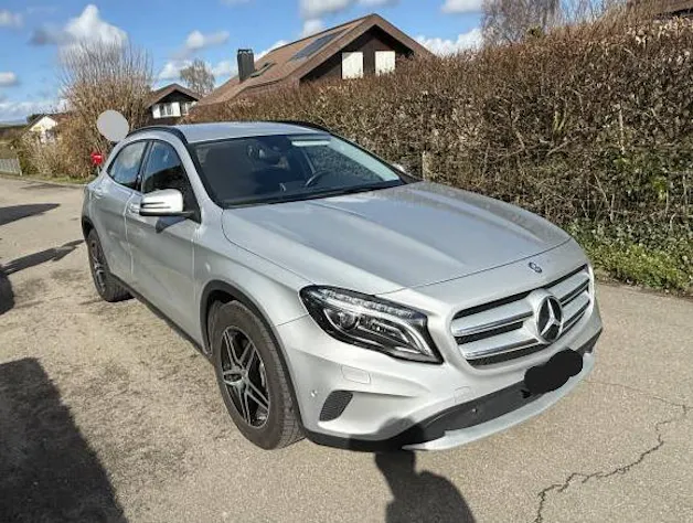 Mercedes-Benz GLA 200 CDI Style 4m