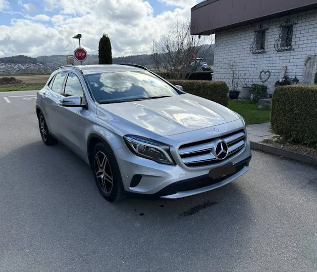 Mercedes-Benz GLA 200 CDI Style 4m