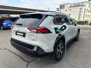 Suzuki Across 2.5 PHEV Compact Top 4x4