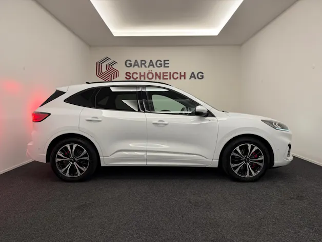 Ford Kuga 2.5 Plug-in Hybrid ST-Line X