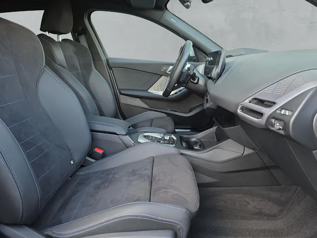 BMW 123 xDrive M Sport (CH) * Skyscraper Grau *