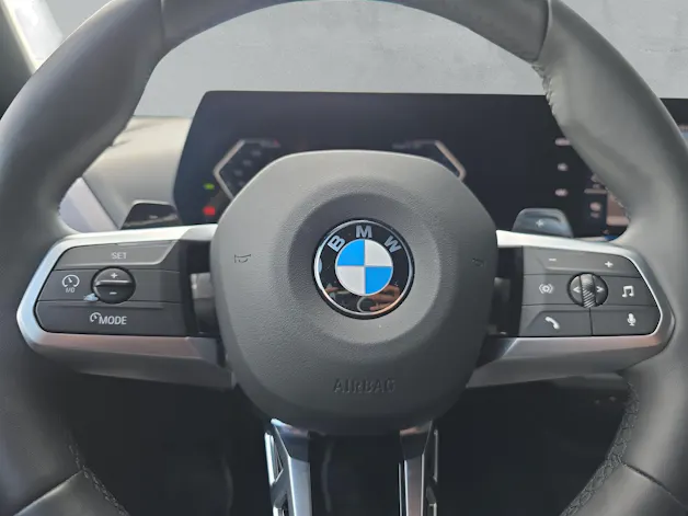 BMW 123 xDrive M Sport (CH) * Skyscraper Grau *
