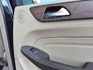 MERCEDES-BENZ ML 350 CDI BlueTec