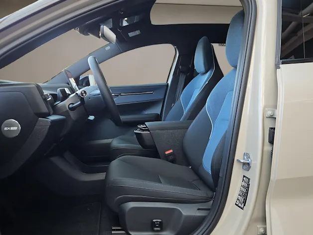 Volvo EX30 E60 Twin Ultra Performance AWD