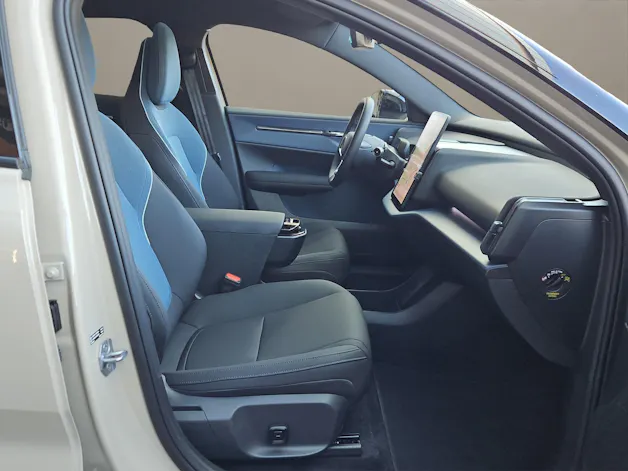 Volvo EX30 E60 Twin Ultra Performance AWD