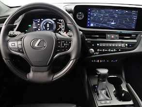https://vehicle.imgix.net/4431008/0a0f8d98-fc9a-4aa9-a917-81cfe76918b1.JPG