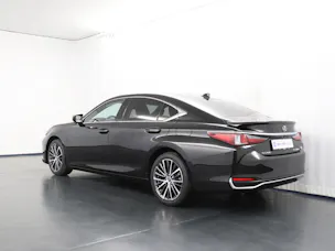 Lexus ES 300h Excellence
